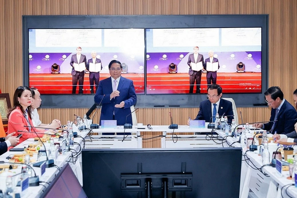 Khánh thành Trung tâm Cách mạng công nghiệp 4.0 Việt Nam tại Khu Công nghệ cao TP. Hồ Chí Minh Khánh thành Trung tâm Cách mạng công nghiệp 4.0 Việt Nam tại Khu Công nghệ cao TP. Hồ Chí Minh