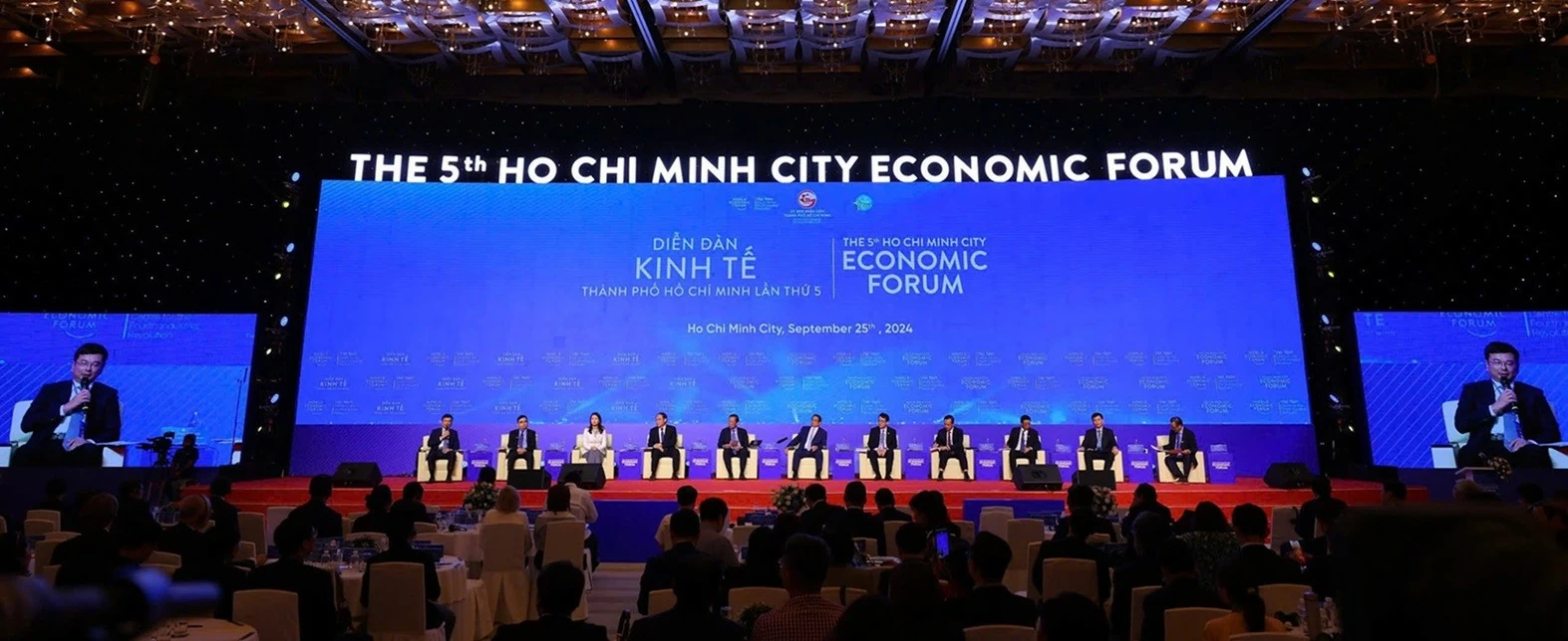 Thủ tướng Phạm Minh Chính kêu gọi tinh thần 'hài hòa lợi ích, rủi ro chia sẻ' của doanh nghiệp Thủ tướng Phạm Minh Chính kêu gọi tinh thần 'hài hòa lợi ích, rủi ro chia sẻ' của doanh nghiệp