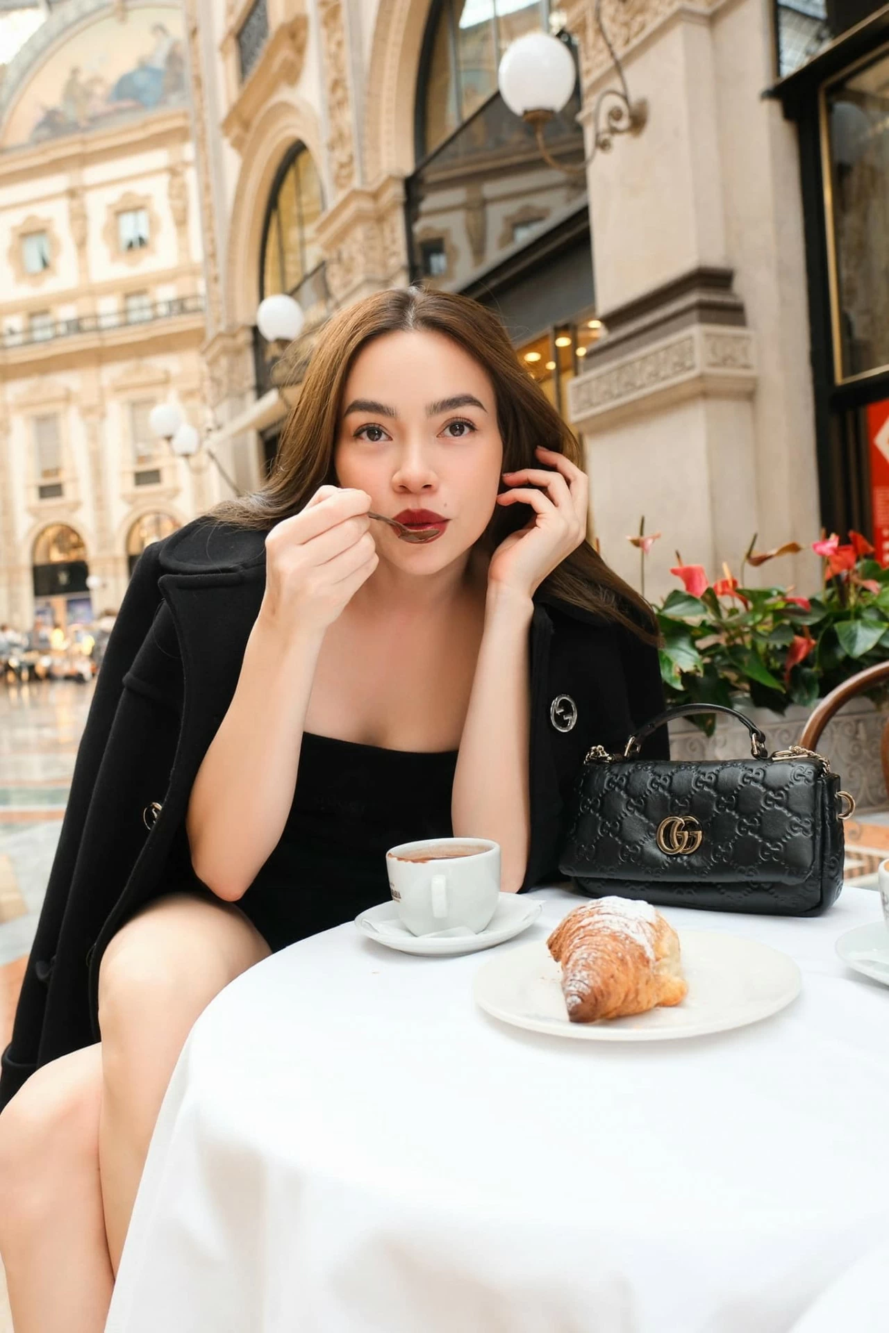 Ca sĩ Hồ Ngọc Hà Ca sĩ Hồ Ngọc Hà