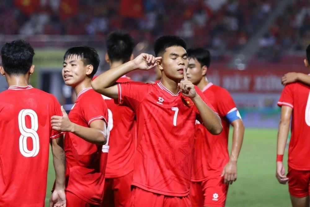 U20 Việt Nam dẫn đầu bảng A vòng loại U20 châu Á 2024 U20 Việt Nam dẫn đầu bảng A vòng loại U20 châu Á 2024