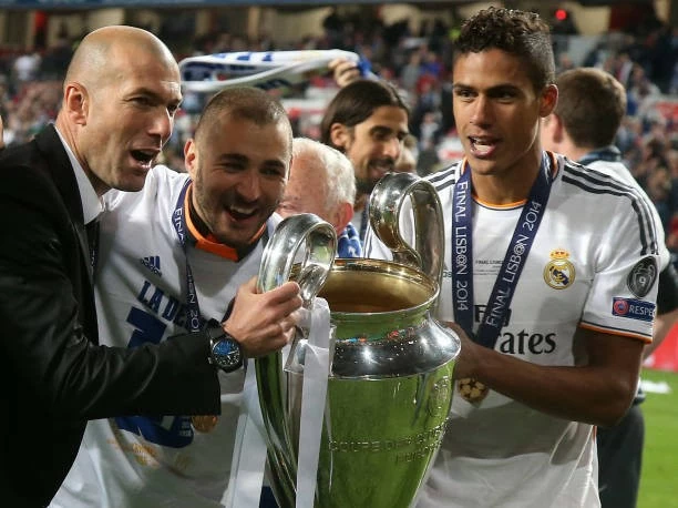 Những khoảnh khắc đáng nhớ nhất sự nghiệp của Raphael Varane 6 khoảnh khắc đáng nhớ nhất sự nghiệp Raphael Varane
