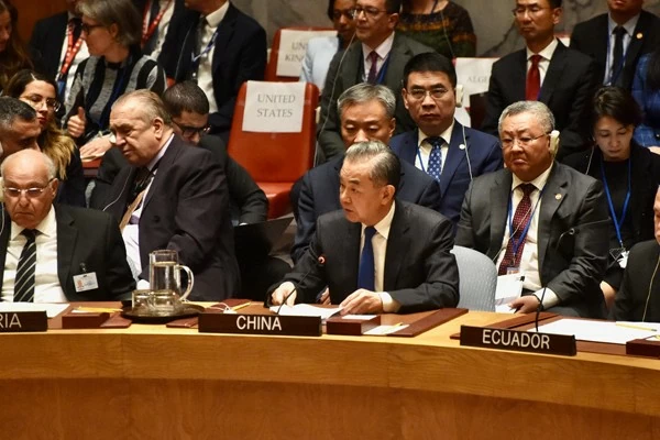 Trung Quốc nêu 3 đề xuất giải quyết xung đột Ukraine, vạch những điểm chính để có hòa bình toàn cầu Trung Quốc nêu 3 đề xuất giải quyết xung đột Ukraine, vạch những điểm chính để có hòa bình toàn cầu