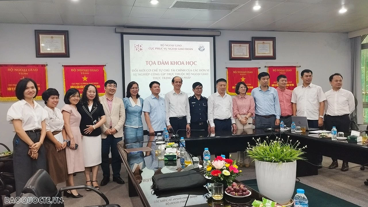 Tọa đàm khoa học về đổi mới cơ chế tự chủ tài chính của các đơn vị sự nghiệp công lập trực thuộc Bộ Ngoại giao Tọa đàm khoa học về đổi mới cơ chế tự chủ tài chính của các đơn vị sự nghiệp công lập trực thuộc Bộ Ngoại giao