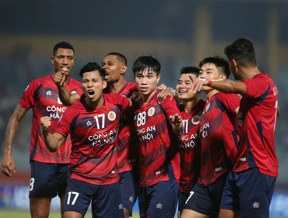 CLB Công an Hà Nội đại thắng 5 sao, dẫn đầu B ASEAN Club Championship CLB Công an Hà Nội đại thắng 5 sao, dẫn đầu B ASEAN Club Championship