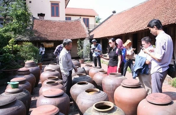 Hà Nội: Du lịch ngoại thành - Hà Nội: Du lịch ngoại thành -