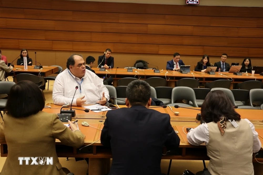 toạ đàm quốc tế “Tích hợp giáo dục nhân quyền vào hệ thống giáo dục: Chia sẻ kinh nghiệm và bài học thực tiễn, tháng 9/2024. (Nguồn: TTXVN) toạ đàm quốc tế “Tích hợp giáo dục nhân quyền vào hệ thống giáo dục: Chia sẻ kinh nghiệm và bài học thực tiễn, tháng 9/2024. (Nguồn: TTXVN)