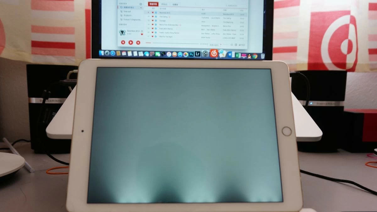 Khắc phục lỗi màn hình ipad bị hở sáng nhanh chóng nhất Khắc phục lỗi màn hình ipad bị hở sáng nhanh chóng nhất