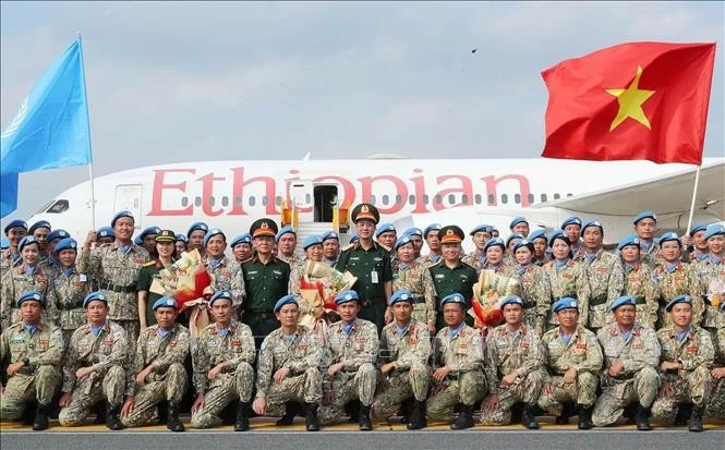 Đội Công binh số 2 hoàn thành xuất sắc nhiệm vụ, về nước an toàn Đội Công binh số 2 hoàn thành xuất sắc nhiệm vụ, về nước an toàn