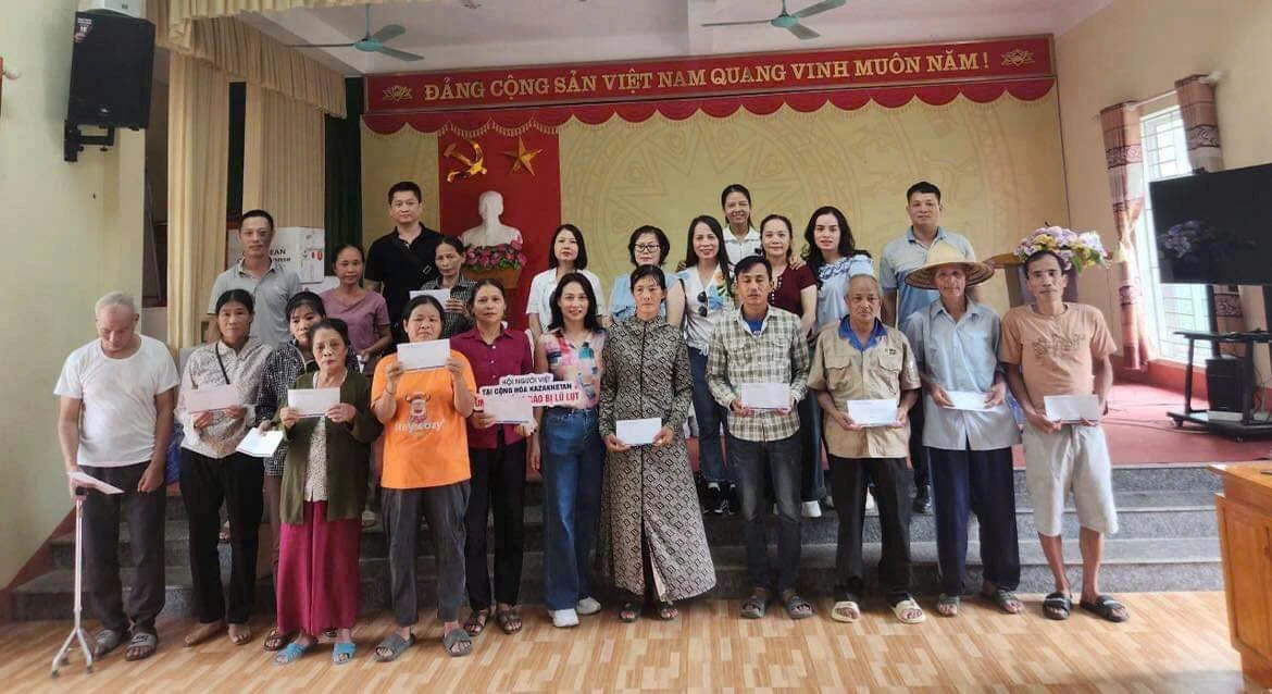 Cộng đồng người Việt Nam tại Kazakhstan chia sẻ với khó khăn của người dân Yên Bái sau cơn bão Yagi Cộng đồng người Việt Nam tại Kazakhstan chia sẻ với khó khăn của người dân Yên Bái sau cơn bão Yagi