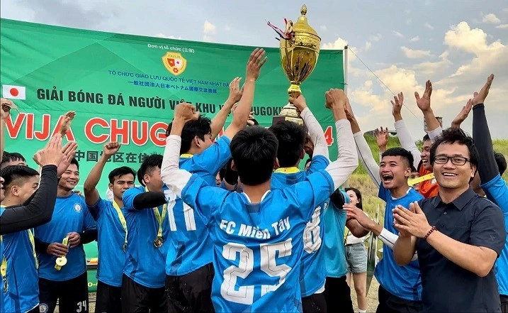 Giải bóng đá của cộng đồng người Việt tại Hiroshima, Nhật Bản Giải bóng đá của cộng đồng người Việt tại Hiroshima, Nhật Bản