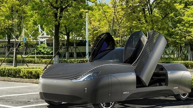Ô tô bay Alef Model A có phần thân thiết kế kiểu xốp rỗng, giấu các cánh quạt bên dưới Ô tô bay Alef Model A có phần thân thiết kế kiểu xốp rỗng, giấu các cánh quạt bên dưới