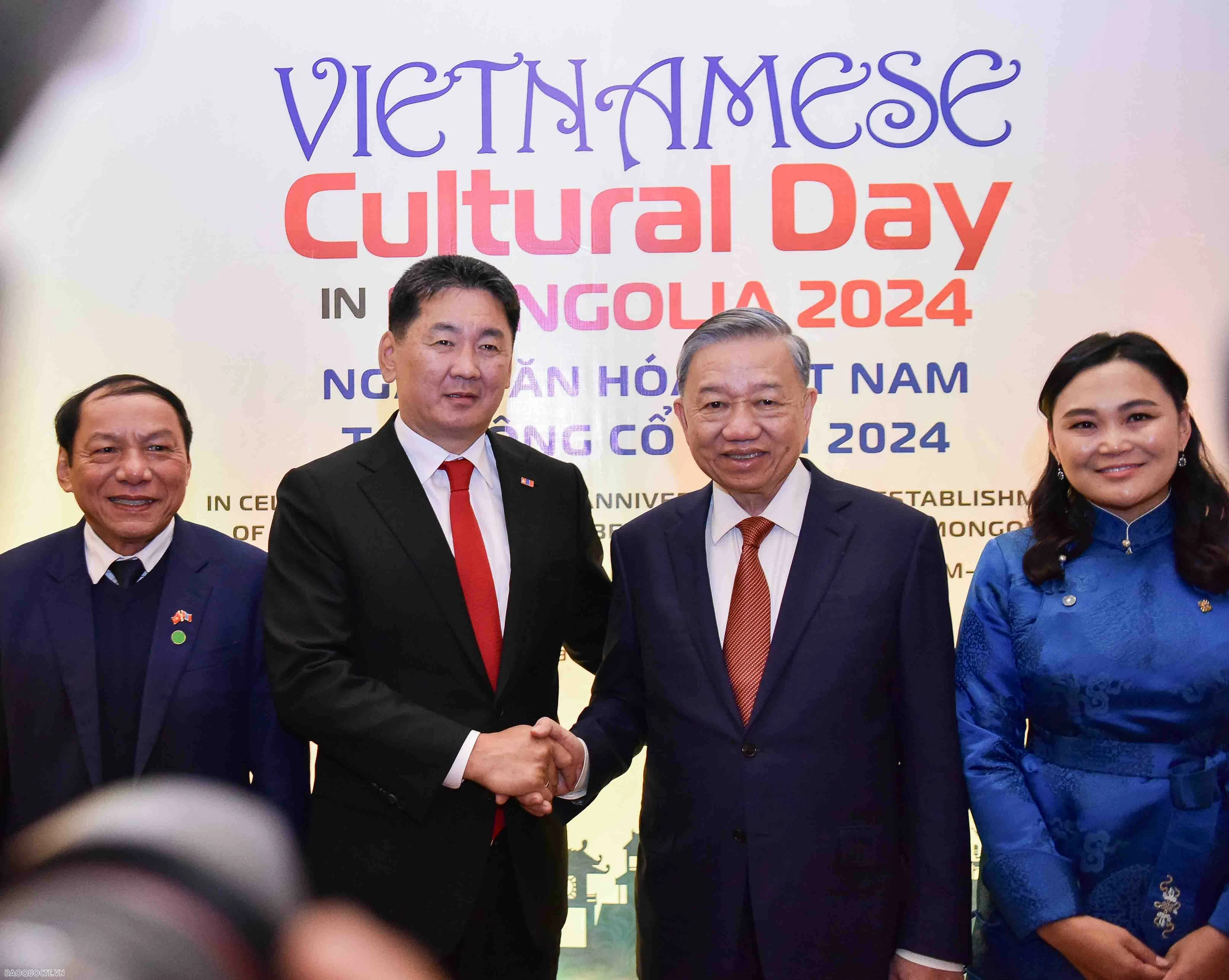 Những hình ảnh trong chuyến thăm cấp Nhà nước đến Mông Cổ của Tổng Bí thư, Chủ tịch nước Tô Lâm Những hình ảnh trong chuyến thăm cấp Nhà nước đến Mông Cổ của Tổng Bí thư, Chủ tịch nước Tô Lâm