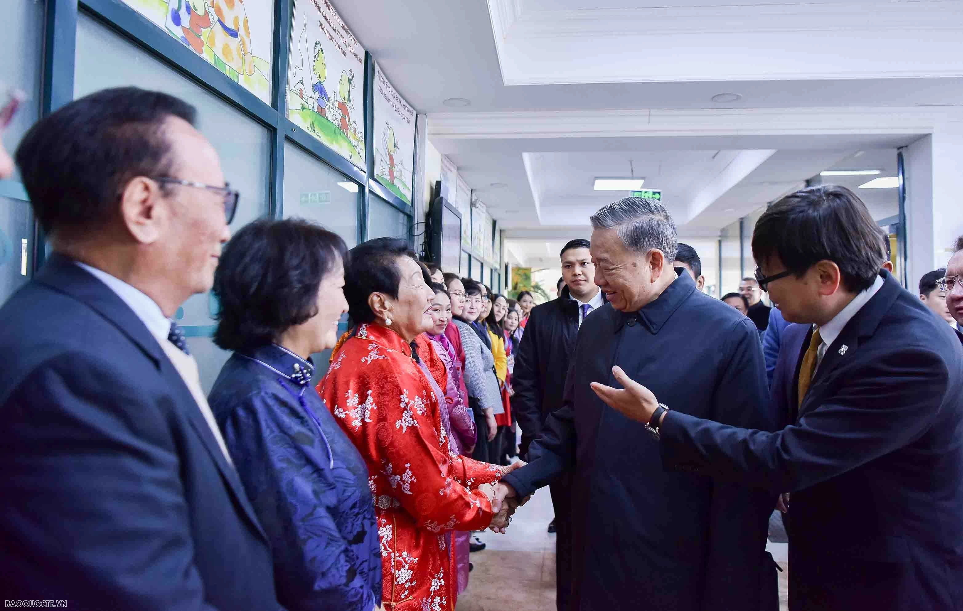 Tổng Bí thư, Chủ tịch nước Tô Lâm thăm Trường mang tên Chủ tịch Hồ Chí Minh tại Mông Cổ Tổng Bí thư, Chủ tịch nước Tô Lâm thăm Trường mang tên Chủ tịch Hồ Chí Minh tại Mông Cổ