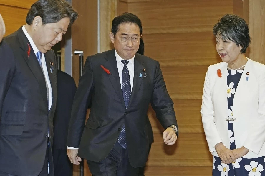 Nhật Bản: Thủ tướng cùng chính phủ từ chức Nhật Bản: Thủ tướng cùng chính phủ từ chức