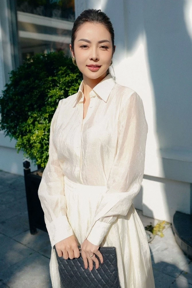 Hoa hậu Jennifer Phạm Hoa hậu Jennifer Phạm