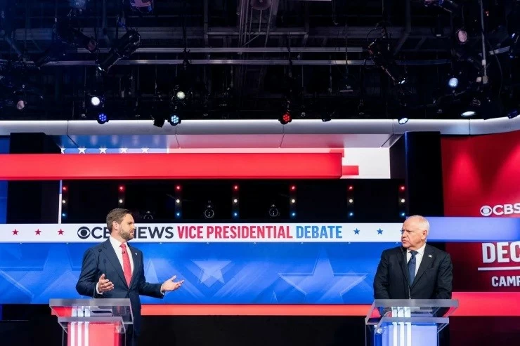 Toàn bộ cuộc đối đầu của hai ứng viên phó tổng thống Mỹ: Iran tấn công Israel 'làm nóng' không khí, ông Vance nói 'tôi đã sai về Donald Trump' Toàn bộ cuộc đối đầu của hai ứng viên phó tổng thống Mỹ: Iran tấn công Israel 'làm nóng' không khí, ông Vance nói 'tôi đã sai về Donald Trump'