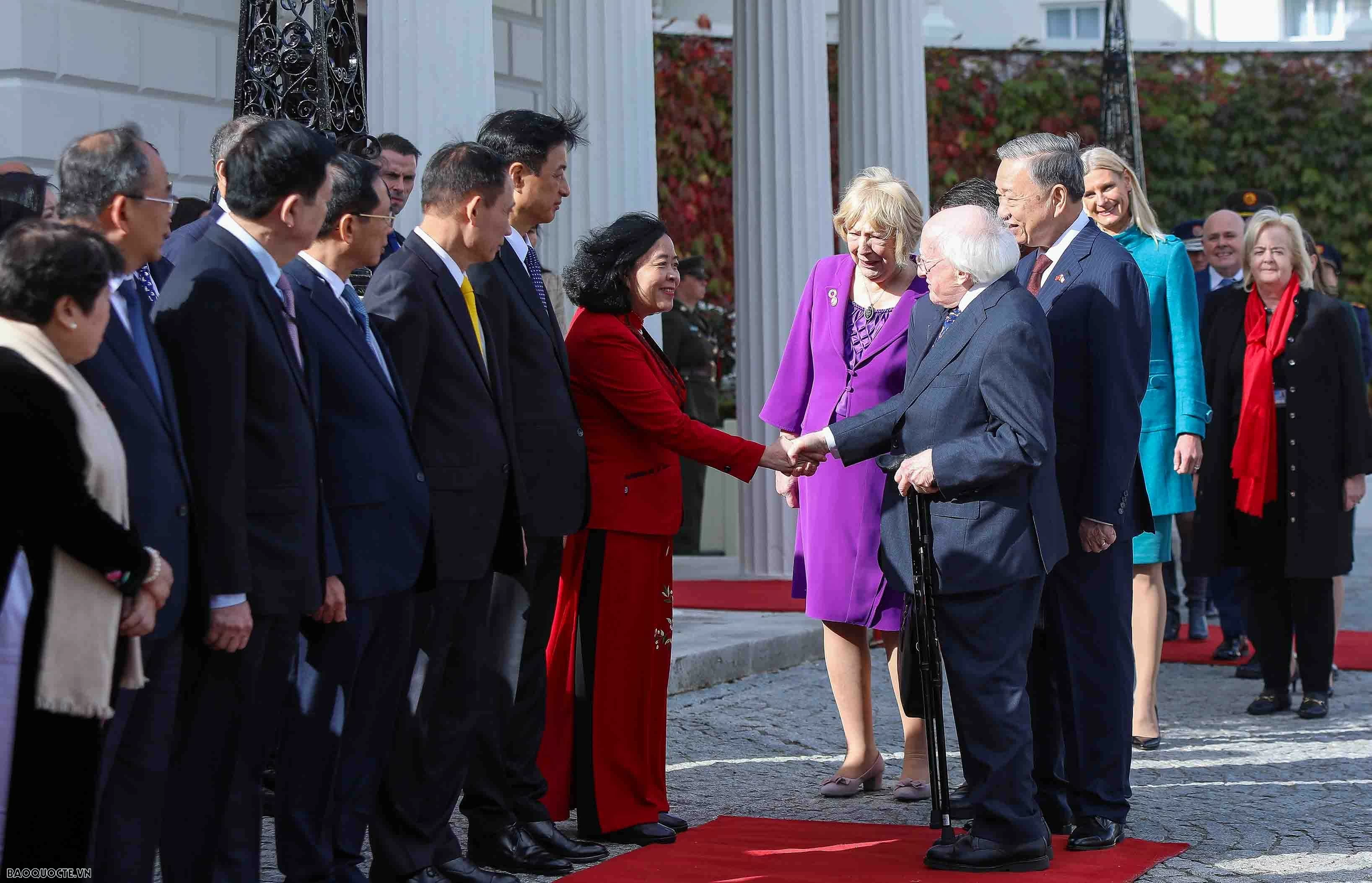 Lễ đón chính thức Tổng Bí thư, Chủ tịch nước Tô Lâm tại thủ đô Dublin, Ireland Lễ đón chính thức Tổng Bí thư, Chủ tịch nước Tô Lâm tại thủ đô Dublin, Ireland