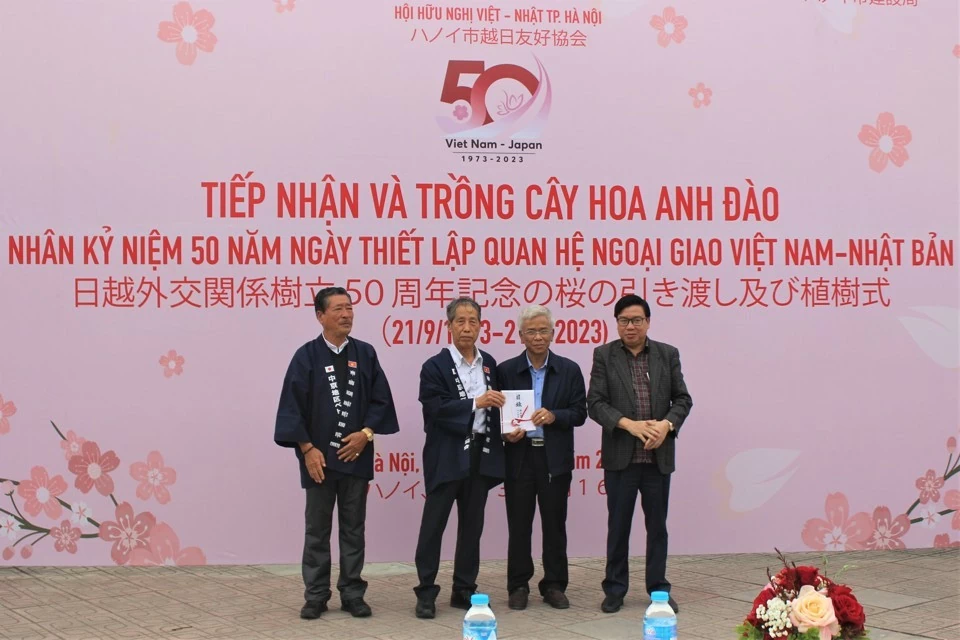 Từ biểu tượng văn hóa tới 'ngoại giao hoa anh đào' của Nhật Bản Từ biểu tượng văn hóa tới 'ngoại giao hoa anh đào' của Nhật Bản