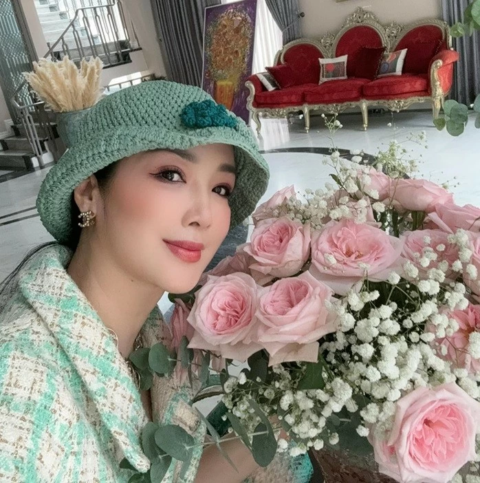 Hoa hậu Giáng My Hoa hậu Giáng My