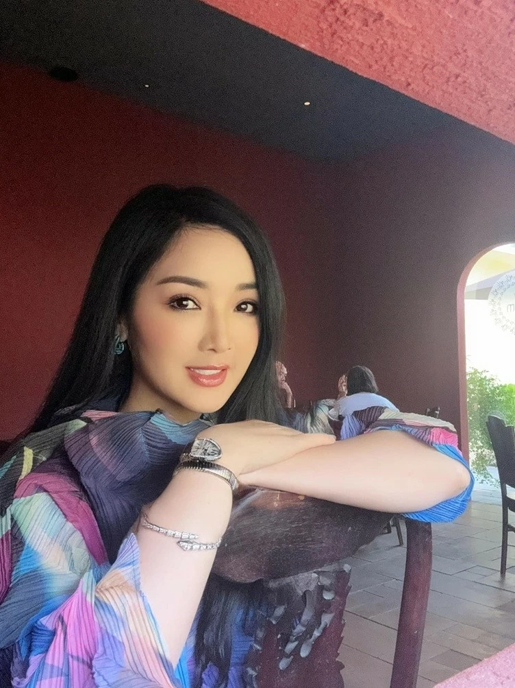 Hoa hậu Giáng My Hoa hậu Giáng My