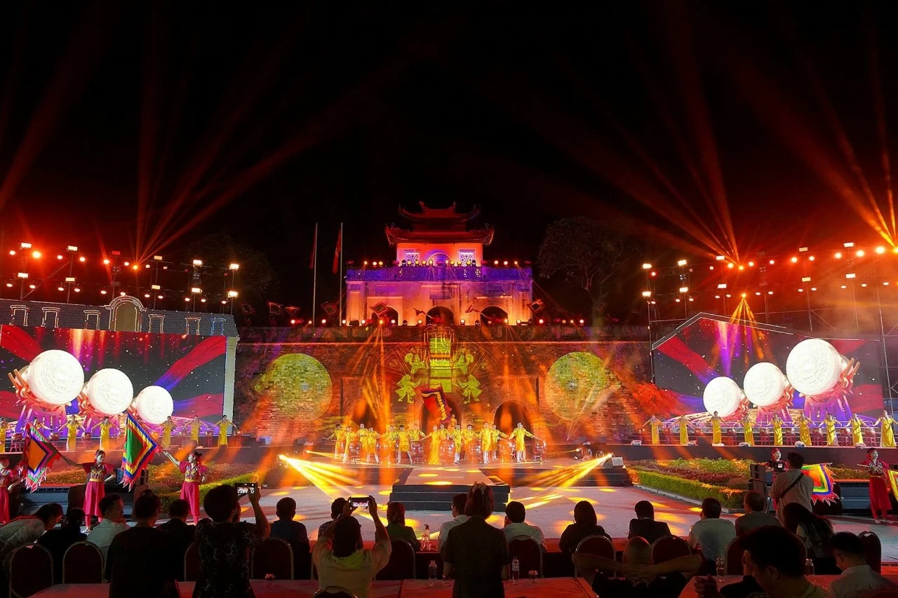 Buổi tổng duyệt đêm khai mạc Lễ hội Áo dài Du lịch Hà Nội 2024 Buổi tổng duyệt đêm khai mạc Lễ hội Áo dài Du lịch Hà Nội 2024