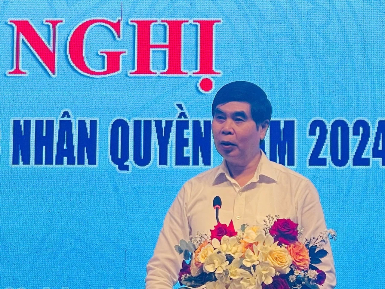 Để công tác nhân quyền gắn kết chặt chẽ từ Trung ương đến địa phương Để công tác nhân quyền gắn kết chặt chẽ từ Trung ương đến địa phương