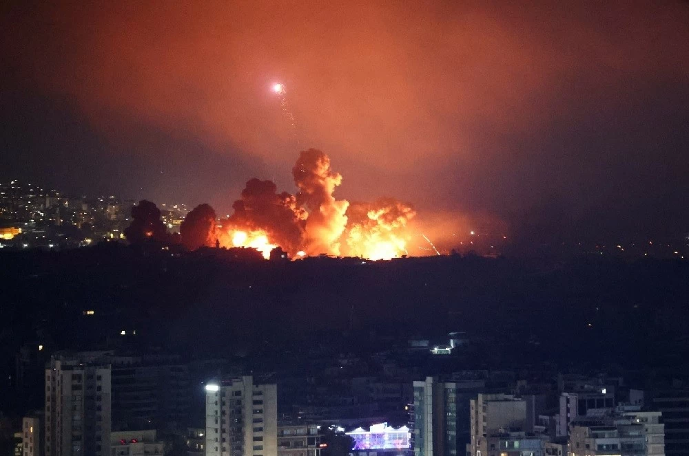 Tình hình Lebanon: Israel không kích dữ dội ngoại ô thủ đô Beirut, quyết dồn Hezbollah đến chân tường, Mỹ ủng hộ cuộc tấn công của đồng minh Trung Đôn Tình hình Lebanon: Israel không kích dữ dội ngoại ô thủ đô Beirut, quyết dồn Hezbollah đến chân tường, Mỹ ủng hộ cuộc tấn công của đồng minh Trung Đôn