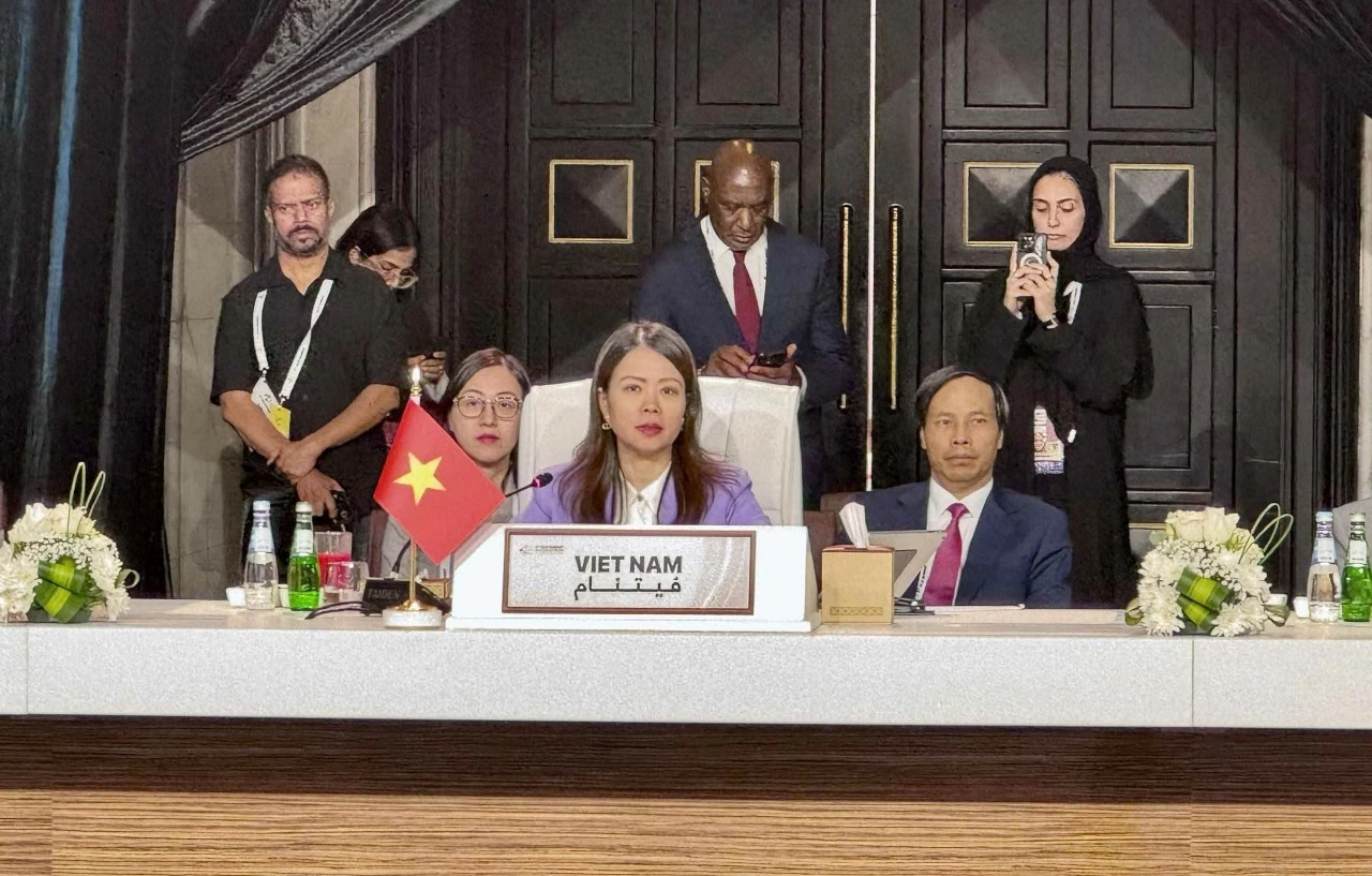 Thứ trưởng Ngoại giao Nguyễn Minh Hằng tham dự Hội nghị thượng đỉnh Diễn đàn Đối thoại hợp tác châu Á lần thứ 3 Thứ trưởng Ngoại giao Nguyễn Minh Hằng tham dự Hội nghị thượng đỉnh Diễn đàn Đối thoại hợp tác châu Á lần thứ 3