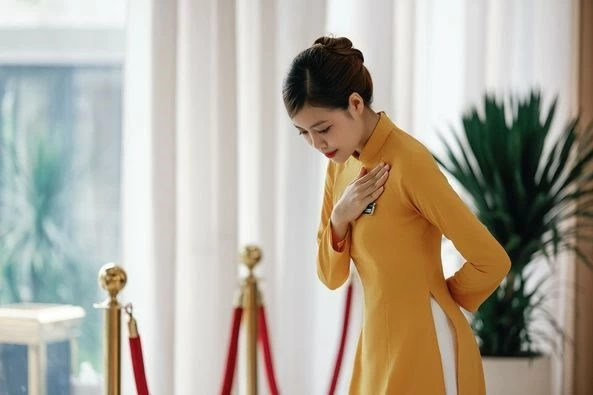 Sự tận tâm và chuyên nghiệp từ đội ngũ nhân viên sẽ hài lòng các khách hàng Sự tận tâm và chuyên nghiệp từ đội ngũ nhân viên sẽ hài lòng các khách hàng