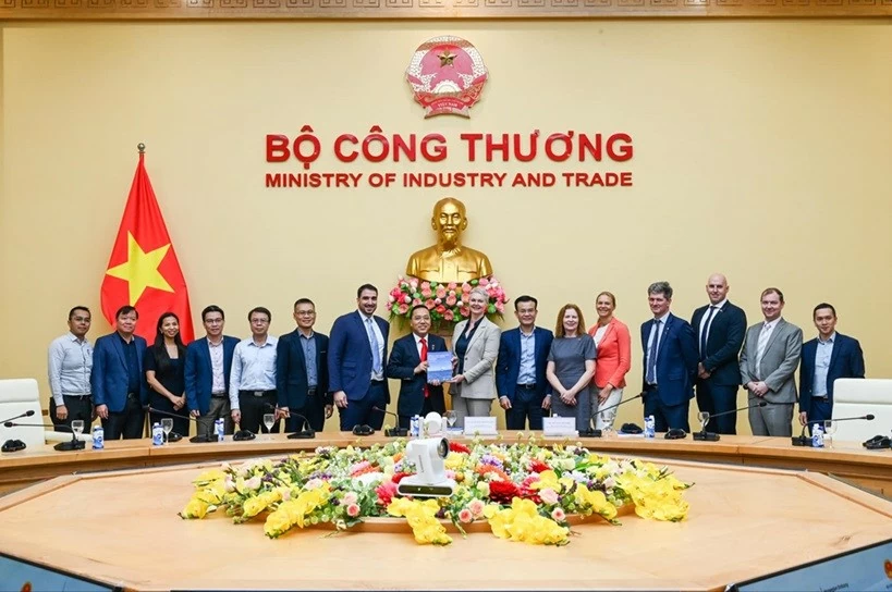 Báo cáo của Na Uy: Sở hữu những 'lợi thế vàng', ngành điện gió ngoài khơi của Việt Nam có thể 'cất cánh' Báo cáo của Na Uy: Sở hữu những 'lợi thế vàng', ngành điện gió ngoài khơi của Việt Nam có thể 'cất cánh'