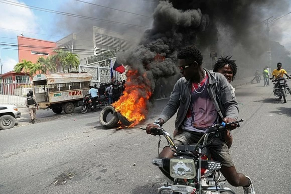 Haiti: Xả súng khiến 70 người tử vong, có cả phụ nữ và trẻ sơ sinh. (Nguồn: Reuters) Haiti: Xả súng khiến 70 người tử vong, có cả phụ nữ và trẻ sơ sinh. (Nguồn: Reuters)