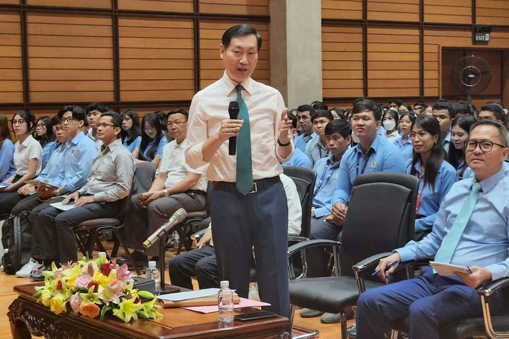 Campuchia phê duyệt 23 dự án điện với 'vốn đầu tư khủng' Campuchia phê duyệt 23 dự án điện với 'vốn đầu tư khủng'