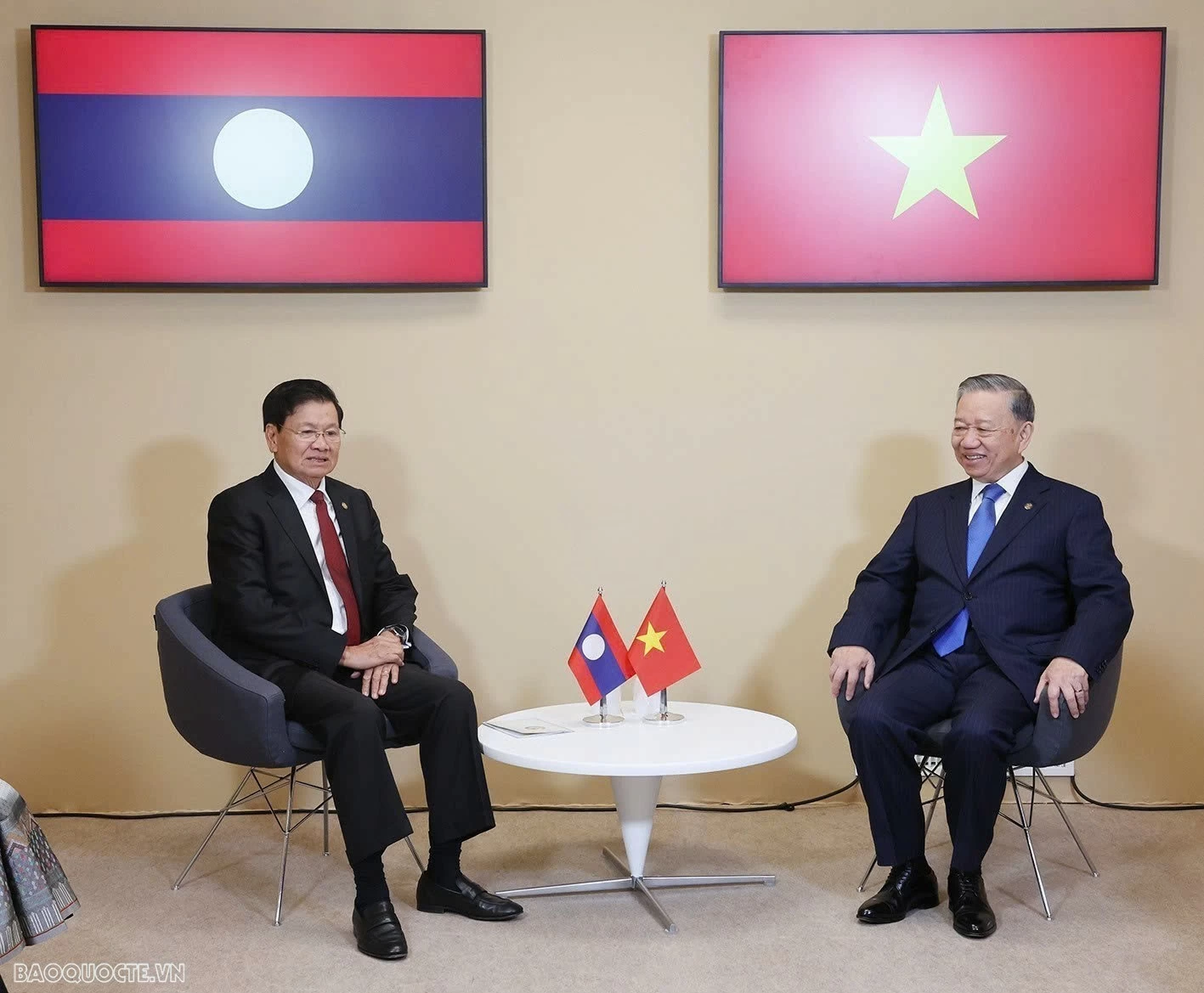 Tổng Bí thư, Chủ tịch nước gặp lãnh đạo các nước Lào, Canada, Bỉ, Thuỵ Sỹ và Armenia Tổng Bí thư, Chủ tịch nước gặp lãnh đạo Lào, Canada, Bỉ, Thuỵ Sỹ và Armenia