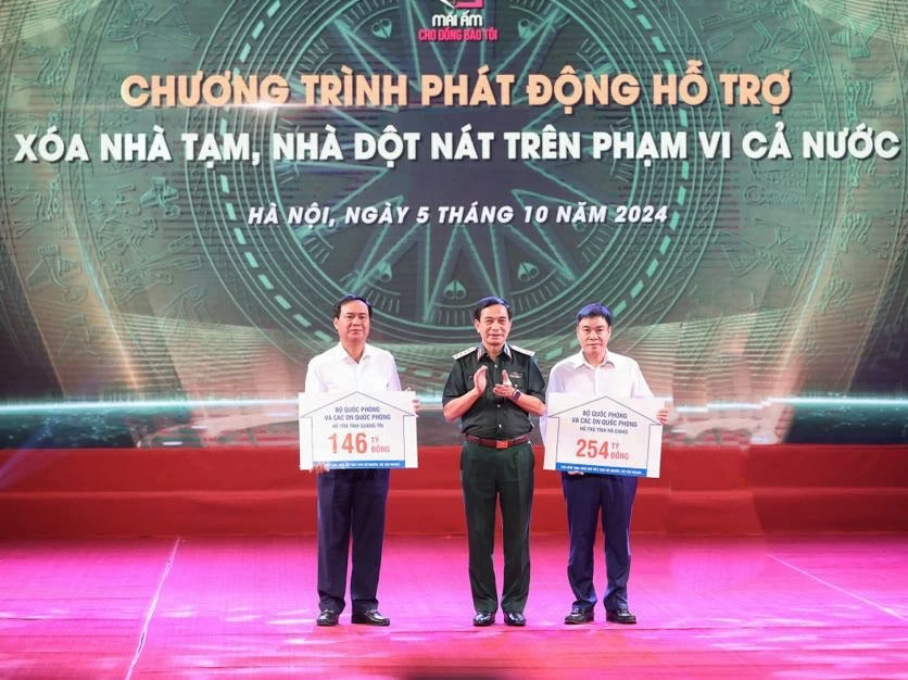 Thủ tướng Phạm Minh Chính phát động hỗ trợ xóa nhà tạm, nhà dột nát trên phạm vi cả nước Thủ tướng Phạm Minh Chính phát động hỗ trợ xóa nhà tạm, nhà dột nát trên phạm vi cả nước