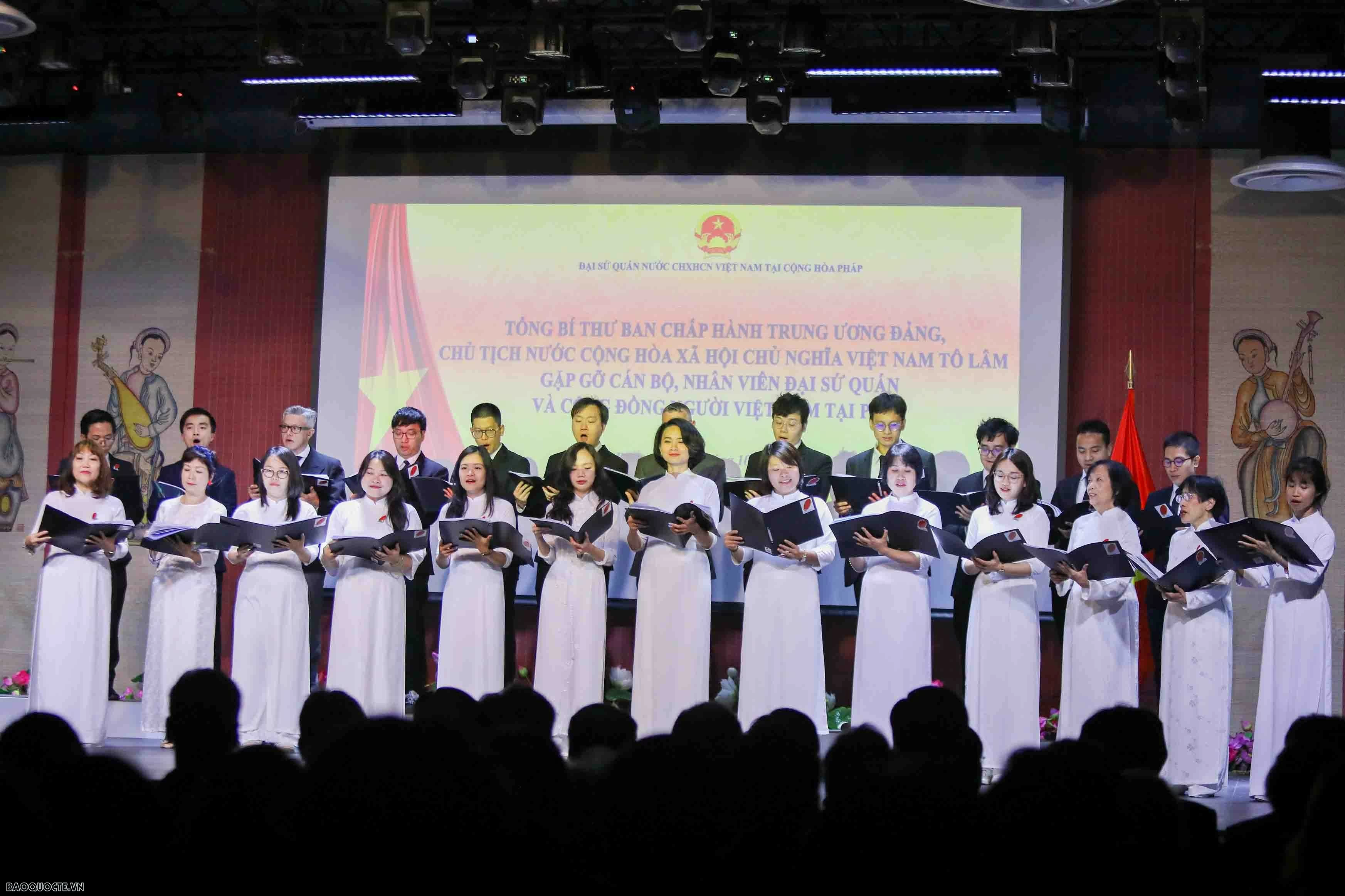 Tổng Bí thư, Chủ tịch nước Tô Lâm gặp gỡ cộng đồng người Việt Nam tại Pháp Tổng Bí thư, Chủ tịch nước Tô Lâm gặp gỡ cộng đồng người Việt Nam tại Pháp