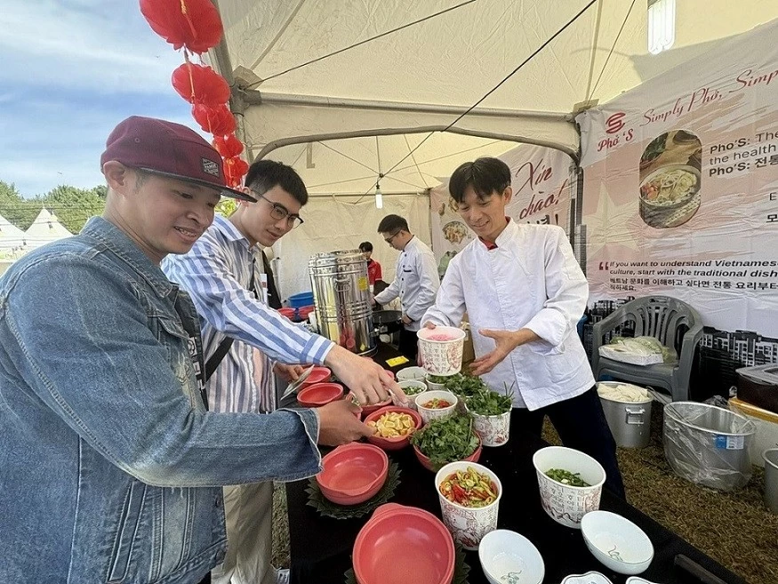 Vietnam Phở Festival 2024 - Lan tỏa tinh hoa ẩm thực Việt Nam tại Hàn Quốc Vietnam Phở Festival 2024 - Tôn vinh tinh hoa ẩm thực truyền thống Việt Nam tại Hàn Quốc