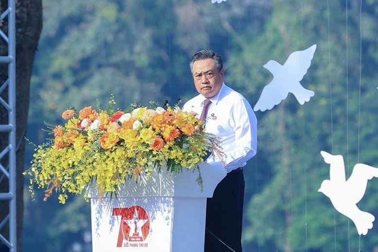 70 năm Ngày Giải phóng Thủ đô: Thủ tướng Phạm Minh Chính dự 'Ngày hội Văn hóa vì hòa bình' của Hà Nội 70 năm Ngày Giải phóng Thủ đô: Thủ tướng Phạm Minh Chính dự 'Ngày hội Văn hóa vì hòa bình' của Hà Nội