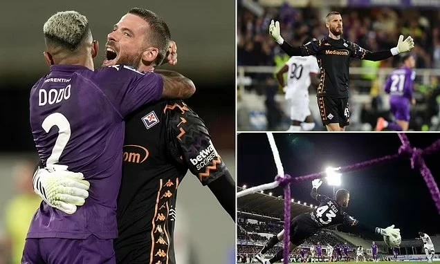 Chơi như 'lên đồng", thủ môn De Gea cản phá 2 quả 11m trước Milan Chơi như 'lên đồng", thủ môn De Gea cản phá 2 quả 11m trước Milan