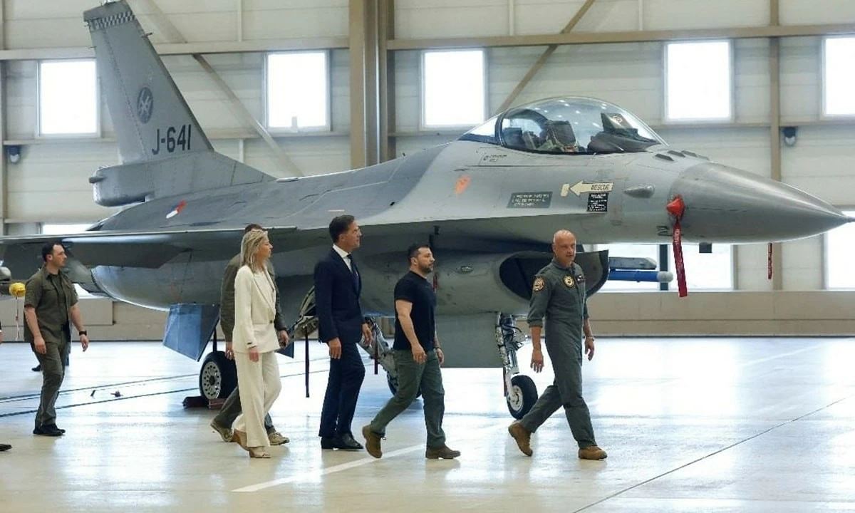Hà Lan chuyển giao lô F-16 đầu tiên cho Ukraine, nhân vật chống Tổng thống Putin thiệt mạng ở tiền tuyến Hà Lan chuyển giao lô F-16 đầu tiên cho Ukraine, nhân vật chống Tổng thống Putin thiệt mạng ở tiền tuyến