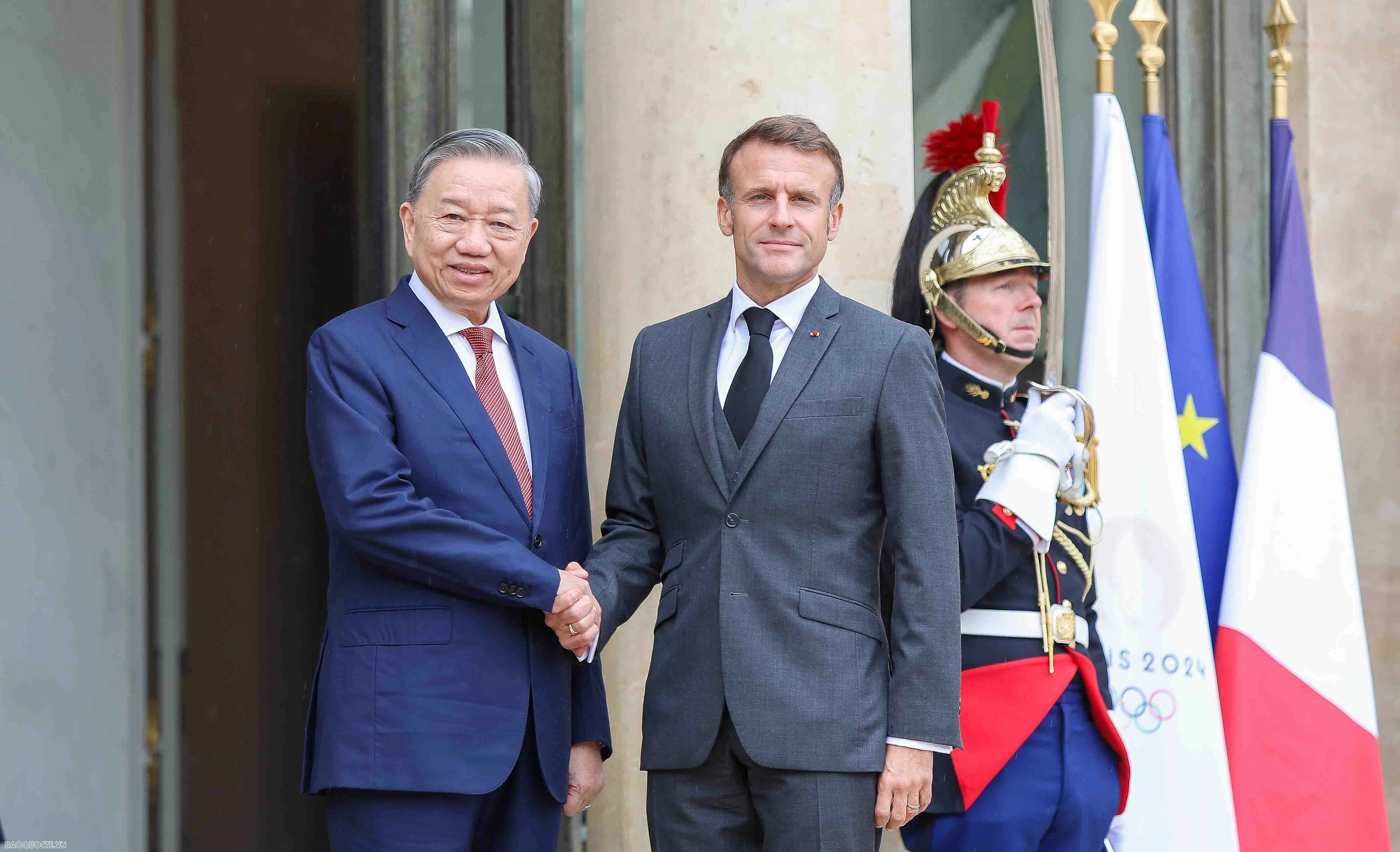 Tổng thống Pháp Emmanuel Macron đón và hội đàm với Tổng Bí thư, Chủ tịch nước Tô Lâm Tổng thống Pháp Emmanuel Macron đón và hội đàm với Tổng Bí thư, Chủ tịch nước Tô Lâm