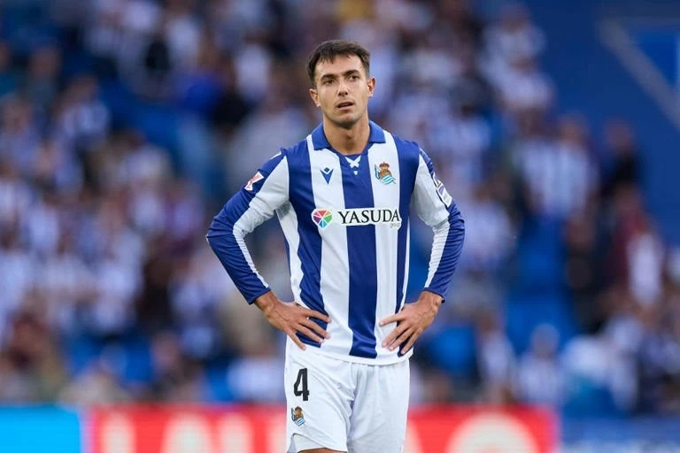 Man City tính chi đậm mua tiền vệ Martin Zubimendi thay Rodri chấn thương Man City tính chi đậm mua tiền vệ Martin Zubimendi thay Rodri chấn thương