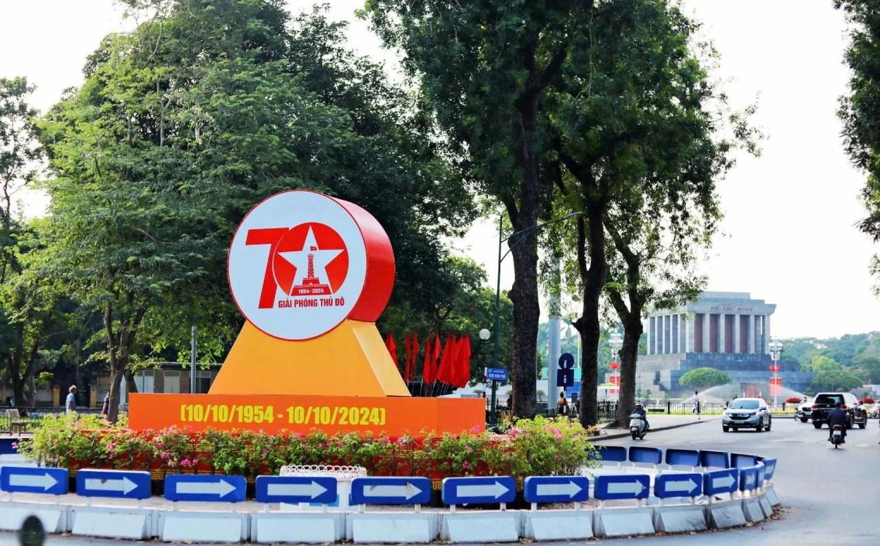 Hà Nội đổi mới sáng tạo... Hà Nội đổi mới sáng tạo...