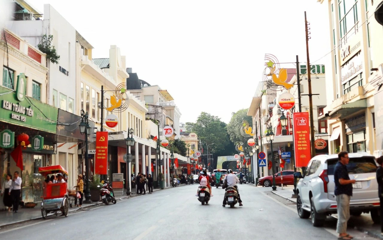 Hà Nội đổi mới sáng tạo... Hà Nội đổi mới sáng tạo...