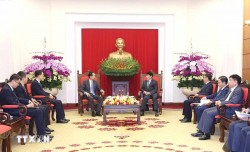 Thường trực Ban Bí thư Lương Cường tiếp Đại sứ Trung Quốc tại Việt Nam Hà Vĩ