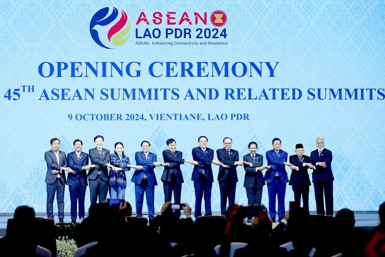 Thủ tướng Chính phủ Phạm Minh Chính dự Phiên Khai mạc Hội nghị cấp cao ASEAN lần thứ 44 Hội nghị cấp cao ASEAN 44, 45: Sứ mệnh xây dựng một Cộng đồng kết nối hơn, tự cường hơn