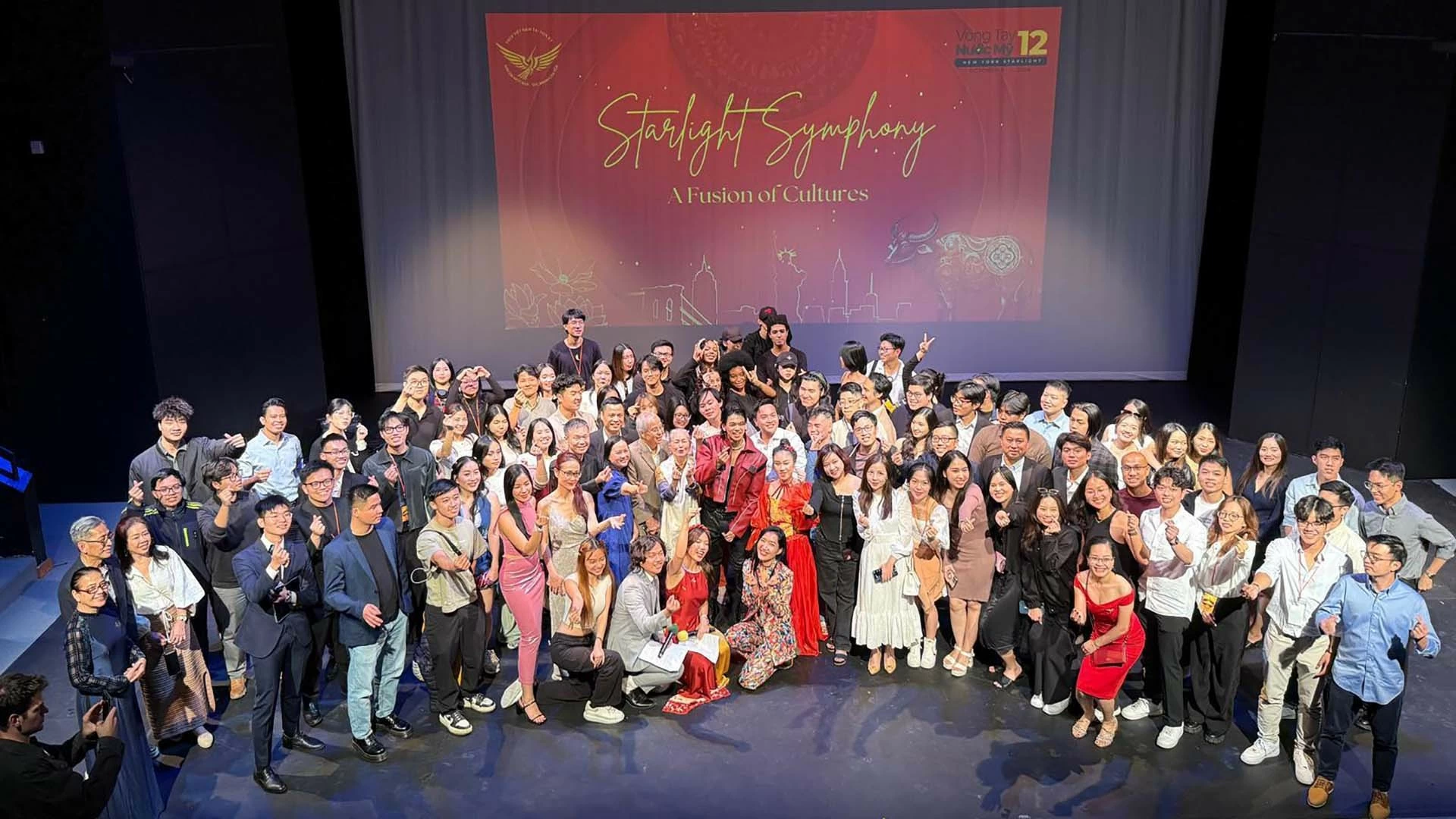 Đại sứ Đặng Hoàng Giang khai mạc Gala Vòng tay nước Mỹ lần thứ 12 Đại sứ Đặng Hoàng Giang khai mạc Gala Vòng tay nước Mỹ lần thứ 12