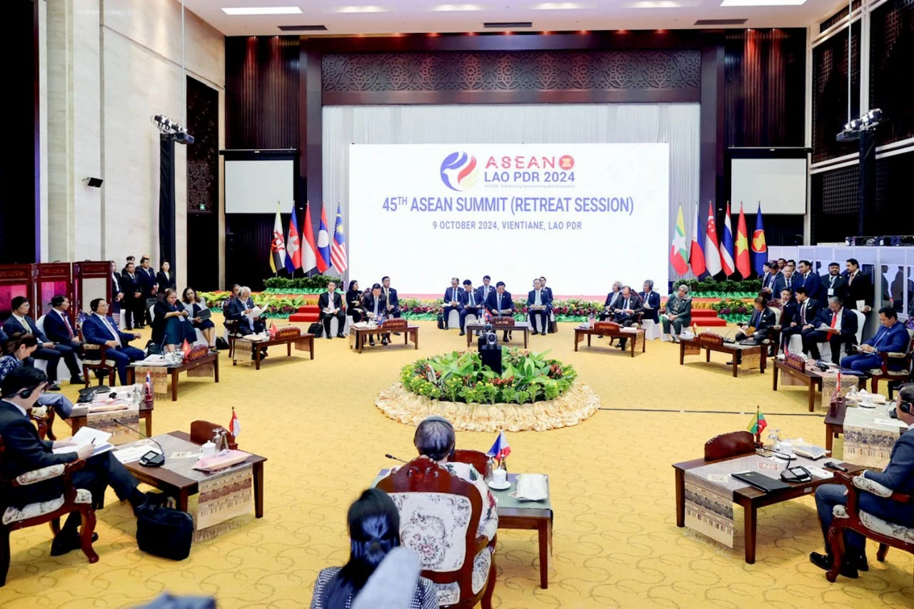 ASEAN tự tin, tự cường và tự chủ chiến lược trong thế giới biến động ASEAN tự tin, tự cường và tự chủ chiến lược trong thế giới biến động