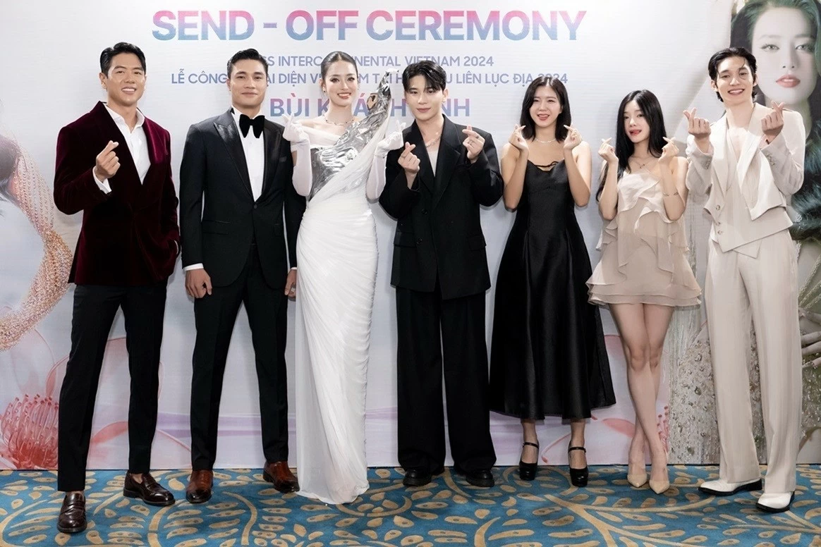 Hình ảnh Á hậu Bùi Khánh Linh Hình ảnh Á hậu Bùi Khánh Linh