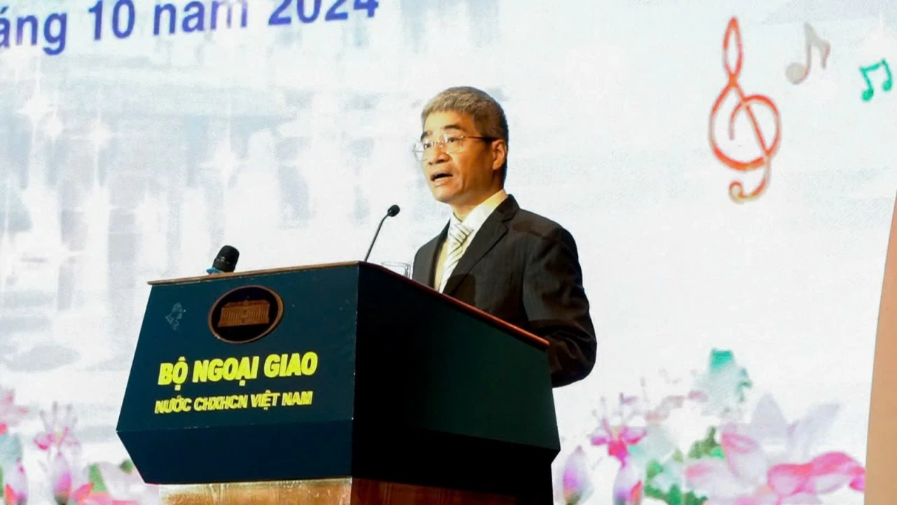 Bộ Ngoại giao phát huy lời căn dặn của Bác Hồ 'Tuổi cao, chí càng cao' Bộ Ngoại giao phát huy lời căn dặn của Bác Hồ 'Tuổi cao, chí càng cao'