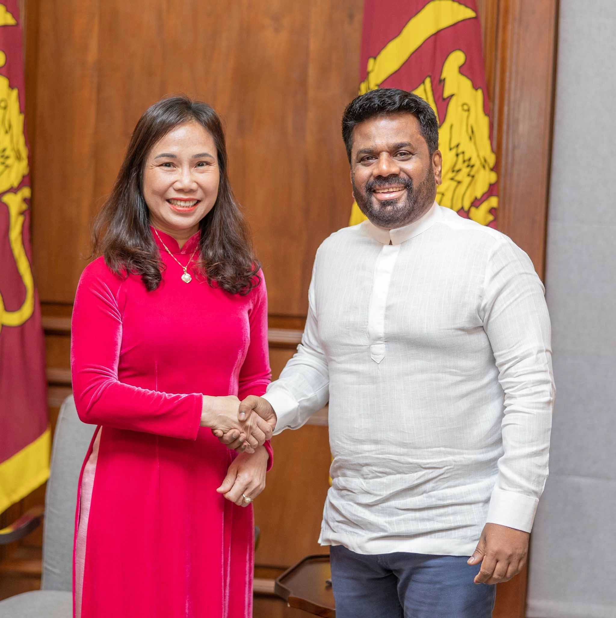 Tổng thống Sri Lanka Anura Kumara Dissanayake tiếp Đại sứ Trịnh Thị Tâm Tổng thống Sri Lanka Anura Kumara Dissanayake tiếp Đại sứ Trịnh Thị Tâm